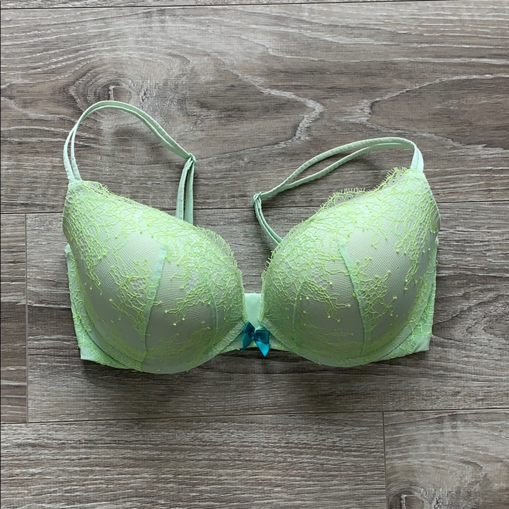 Victoria Secret Very Sexy Push Up Bra.